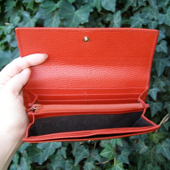 EUC Gucci Long Red Leather Wallet - Picture 8 of 13